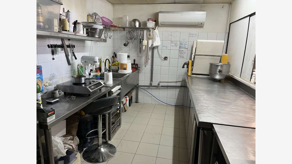 Boulangerie à vendre, BdR périphérie, parking