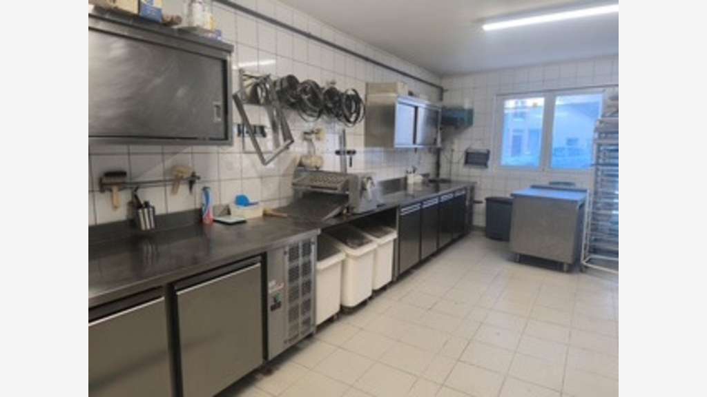 A vendre boulangerie pâtisserie à Bracieux centre