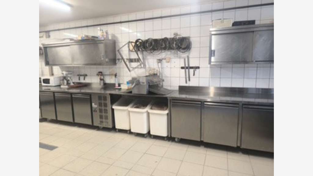A vendre boulangerie pâtisserie à Bracieux centre