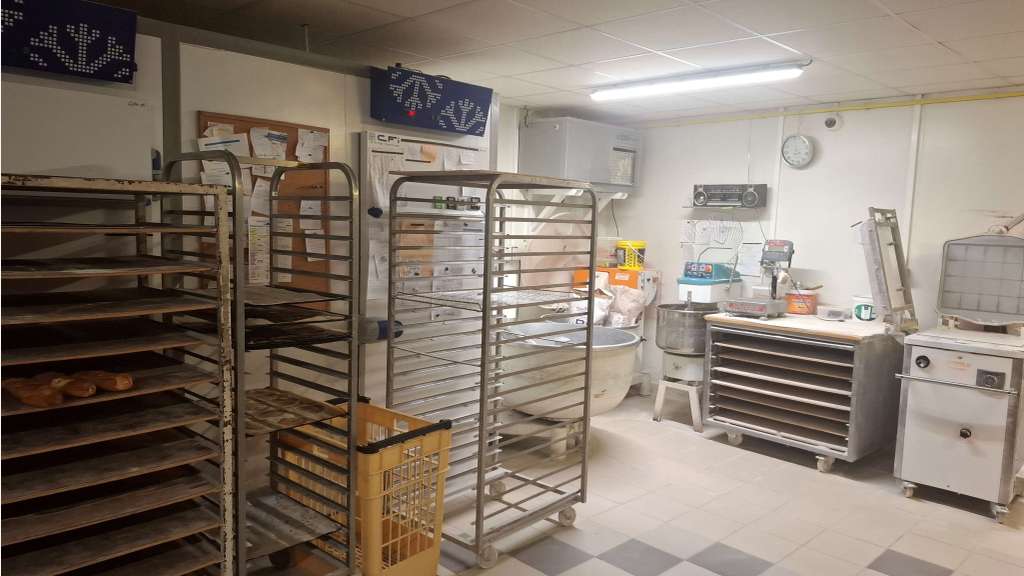 🍞 À vendre  boulangerie – pâtisserie en Charente