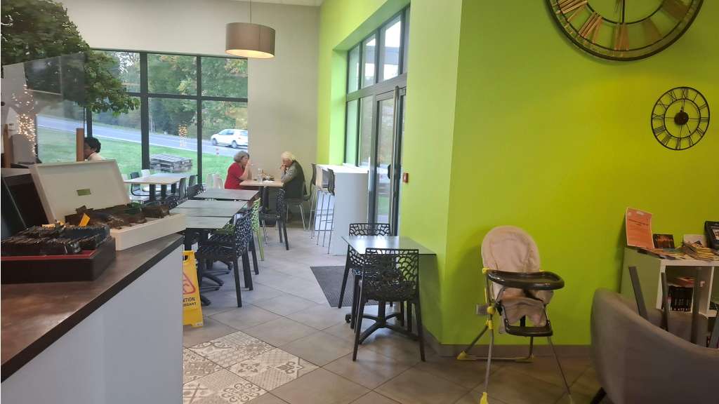 🍞 À vendre boulangerie pâtisserie restauration 16