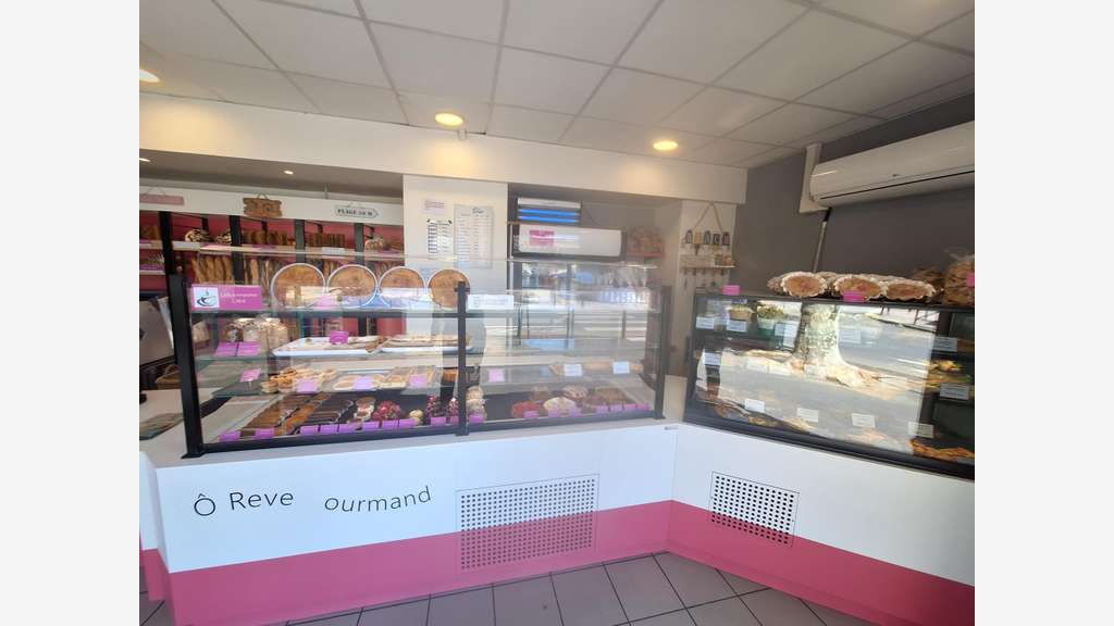 AV boulangerie en station balnéaire réputée du 17