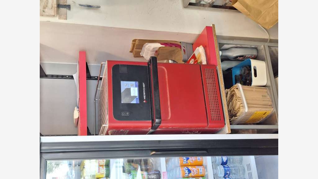 AV boulangerie en station balnéaire réputée du 17