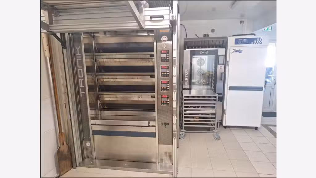 Vente boulangerie pâtisserie parfait état dept 17