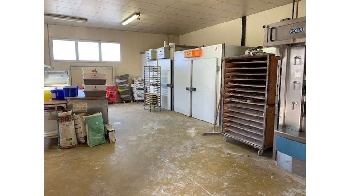 Vente boulangerie, axe passant, près de la Suisse