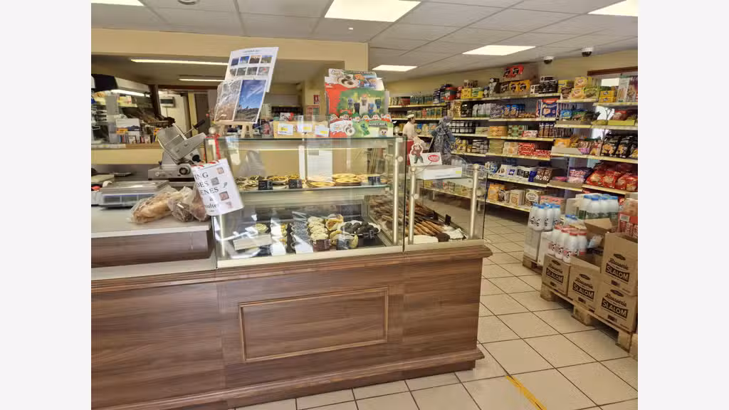Deux boulangeries pâtisseries secteur touristique