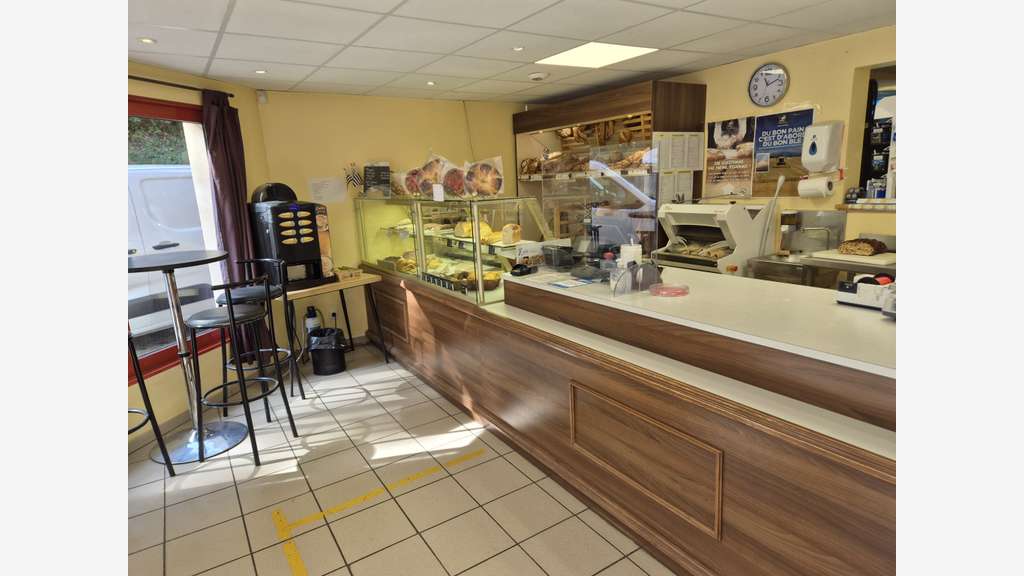 Deux boulangeries pâtisseries secteur touristique