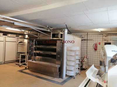 Cède boulangerie pâtisserie à 40 minutes d'Epernay