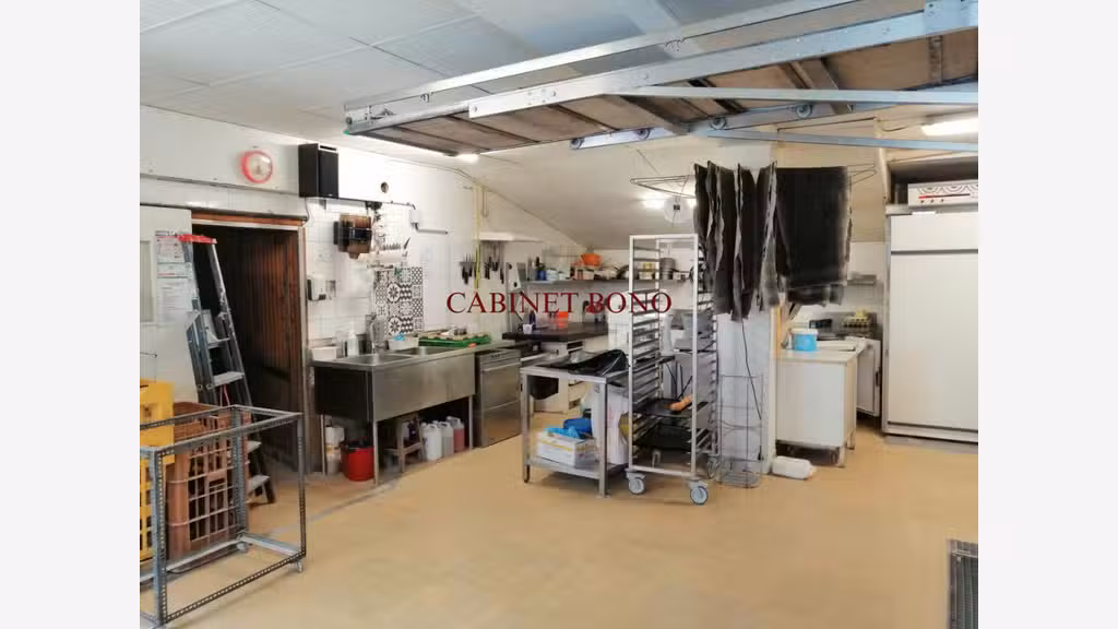 Cède boulangerie pâtisserie à 40 minutes d'Epernay