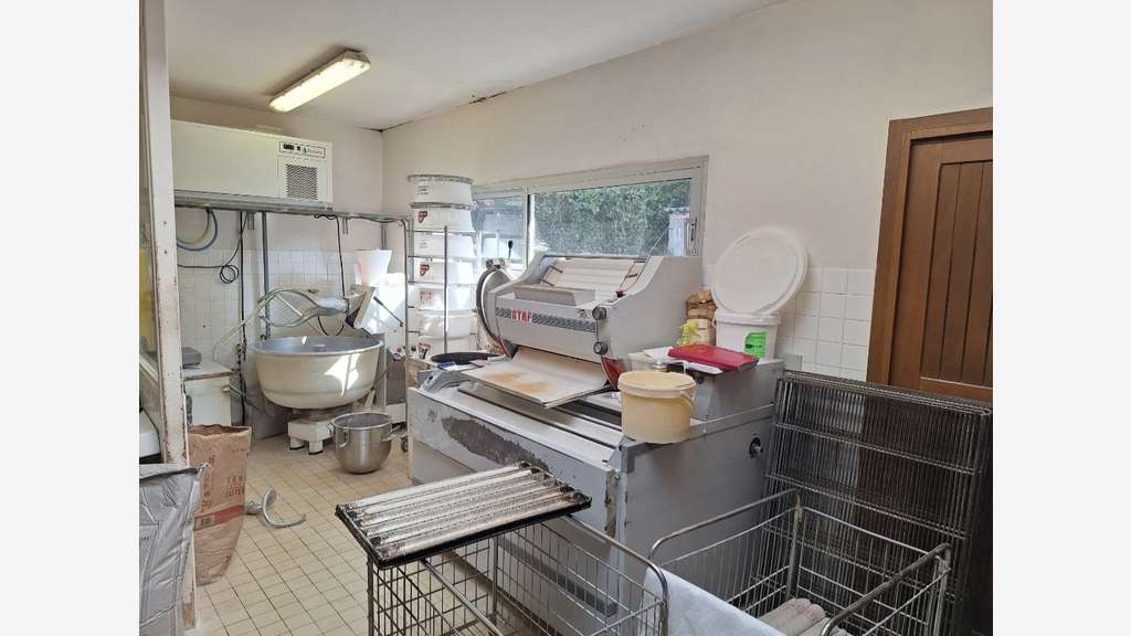 Vente belle boulangerie dans un bourg du Finistère