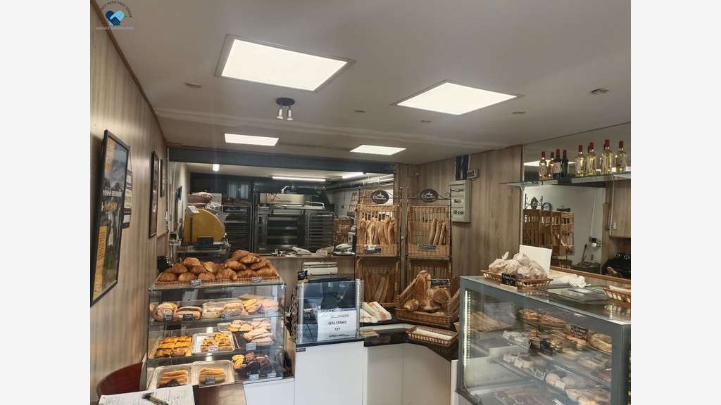 Vente boulangerie pâtisserie proche de Fleury