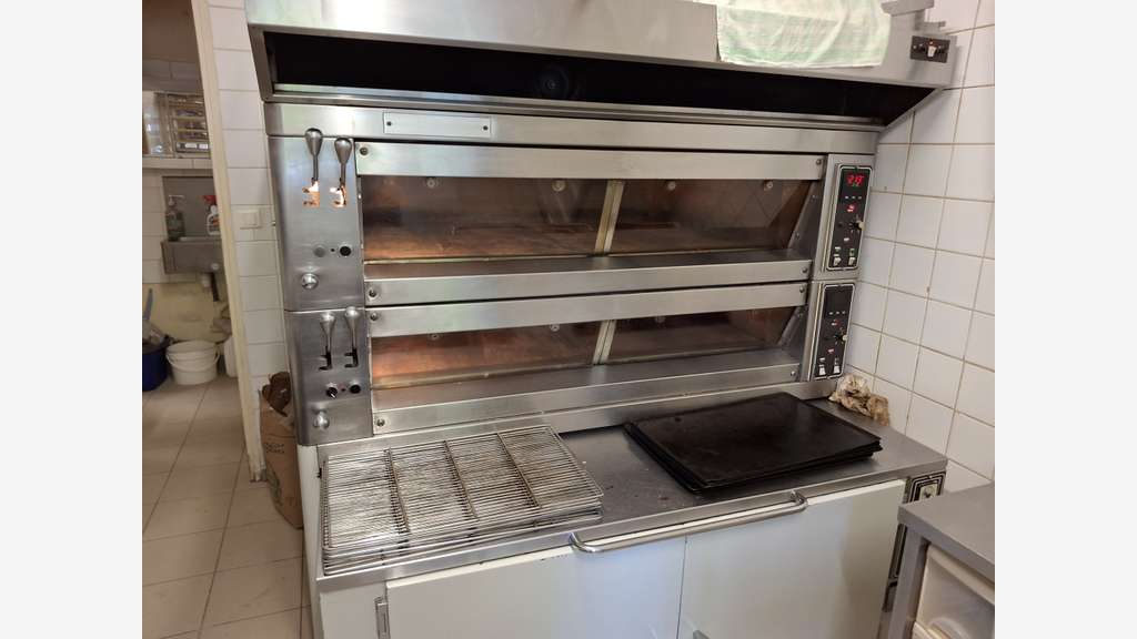Vente belle boulangerie avec appartement dept Gard