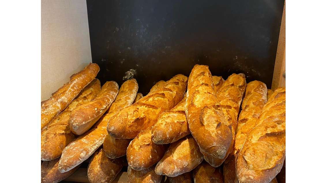 AV boulangerie matériel récent nord-est du Gard