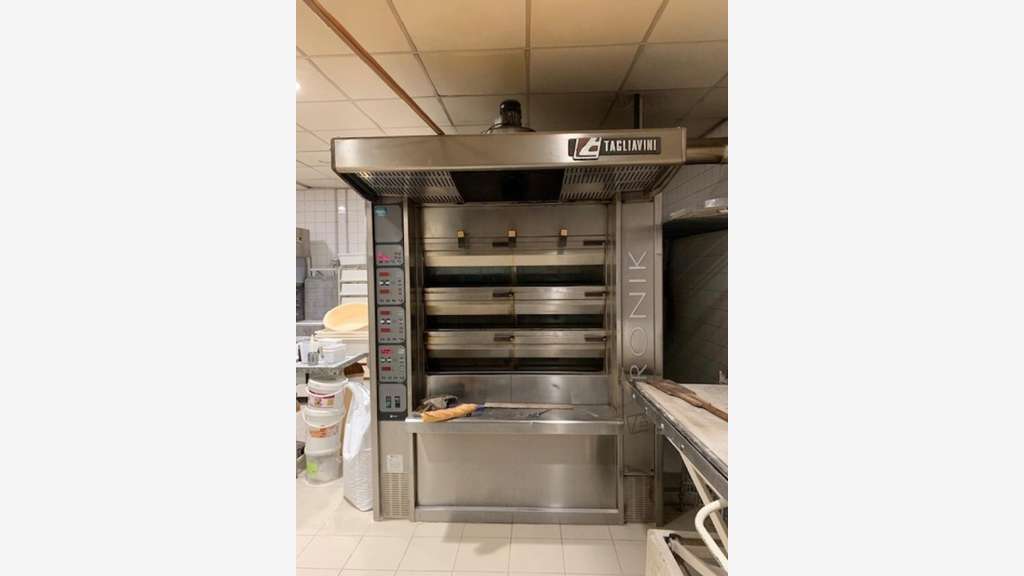 Vente belle et spacieuse boulangerie rénovée (70)
