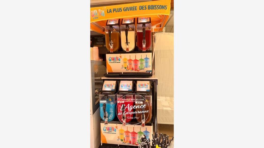 A vendre FDC glacier artisanal à Hyères 27