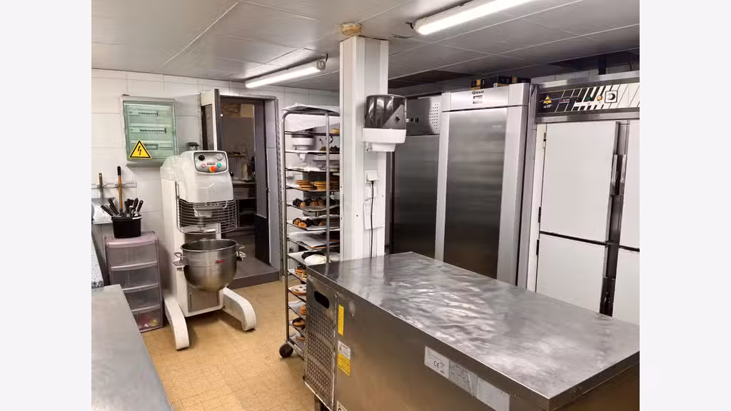 AV boulangerie pâtisserie fort passage en Isère