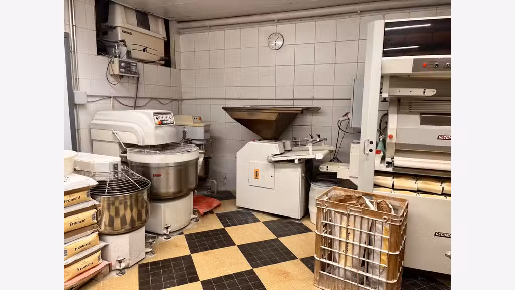 AV boulangerie pâtisserie fort passage en Isère