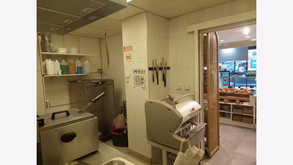 Vente très belle boulangerie poss logement Jura