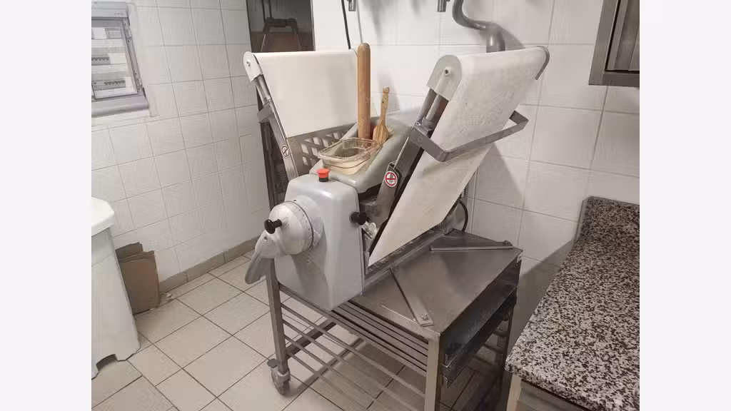 Cède boulangerie pâtisserie VAE proche La Rochelle