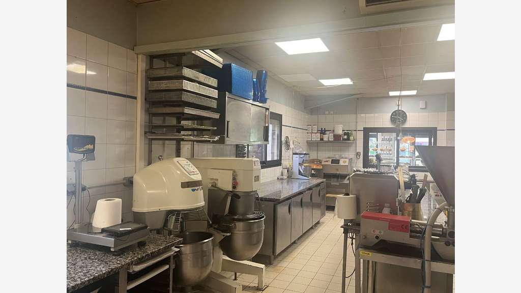 Vente belle affaire de boulangerie à 30mn de Pau