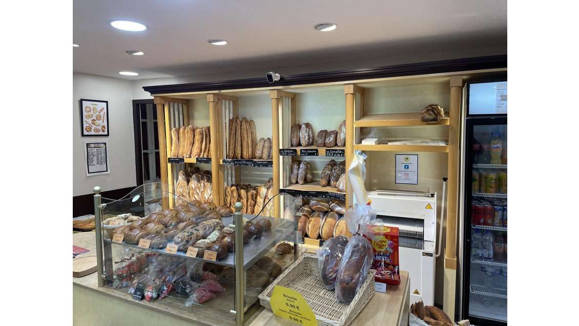 Vente boulangerie pâtisserie centre village Rhône