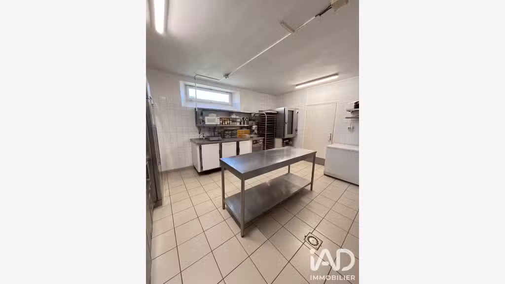 Cède boulangerie patisserie logement à Rochecorbon