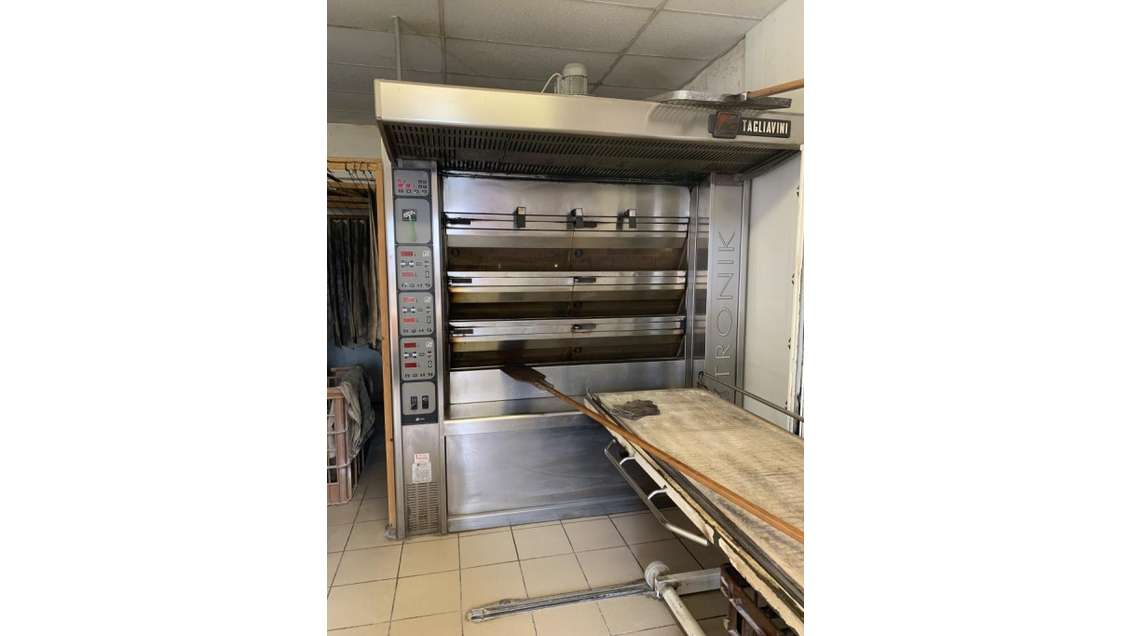 Vente boulangerie-pâtisserie et murs (71)