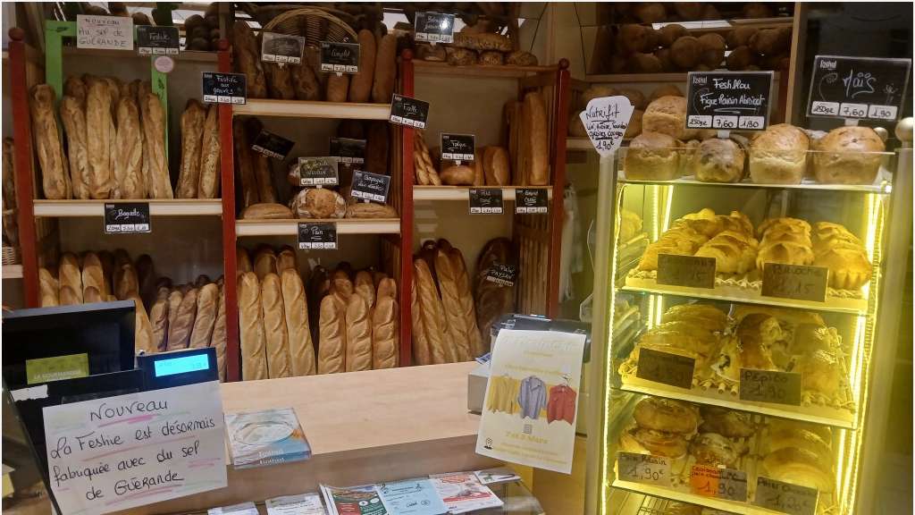 Vente belle boulangerie coeur de bourg Nord Sarthe