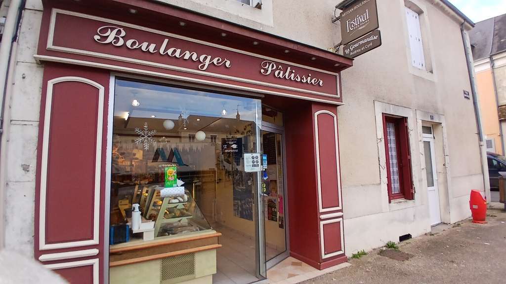 Vente belle boulangerie coeur de bourg Nord Sarthe