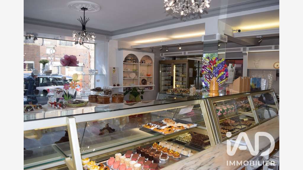 Vente boulangerie patisserie en angle à Sorgues