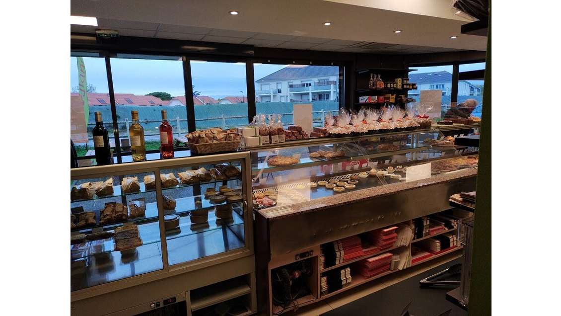 Vente boulangerie pâtisserie en sortie de Pau