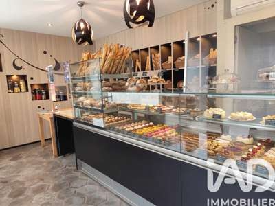 Vente boulangerie pâtisserie de renom à Sours