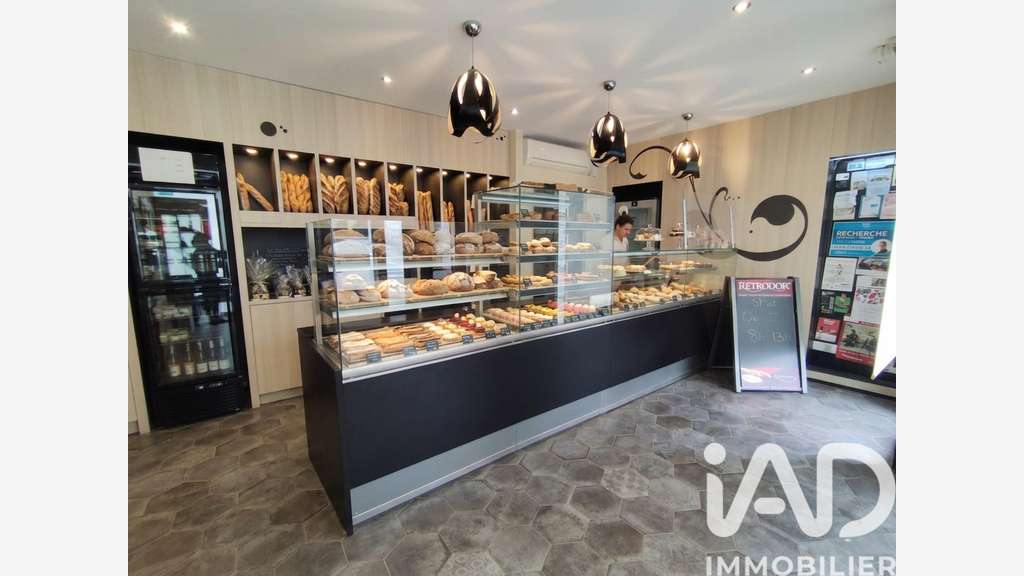 Vente boulangerie pâtisserie de renom à Sours
