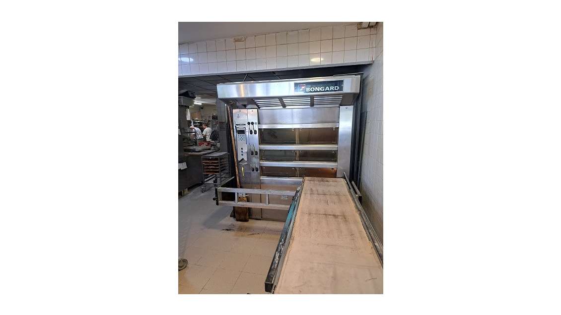 AV Petite affaire de quartier dans belle ville 83