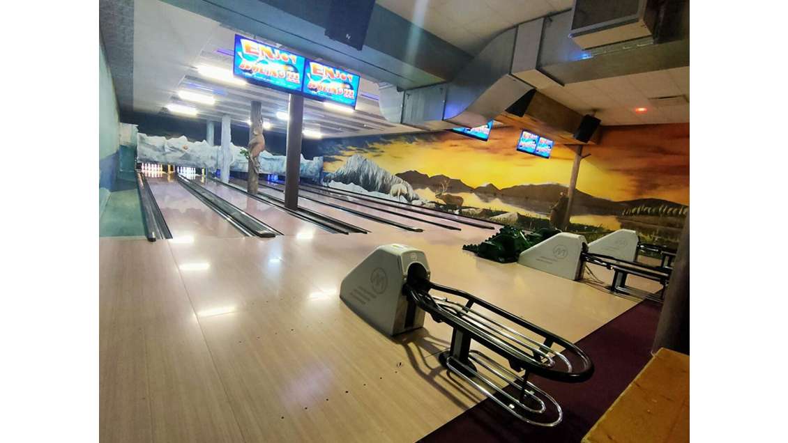 Vente complexe bowling jeux bar brasserie Araches 