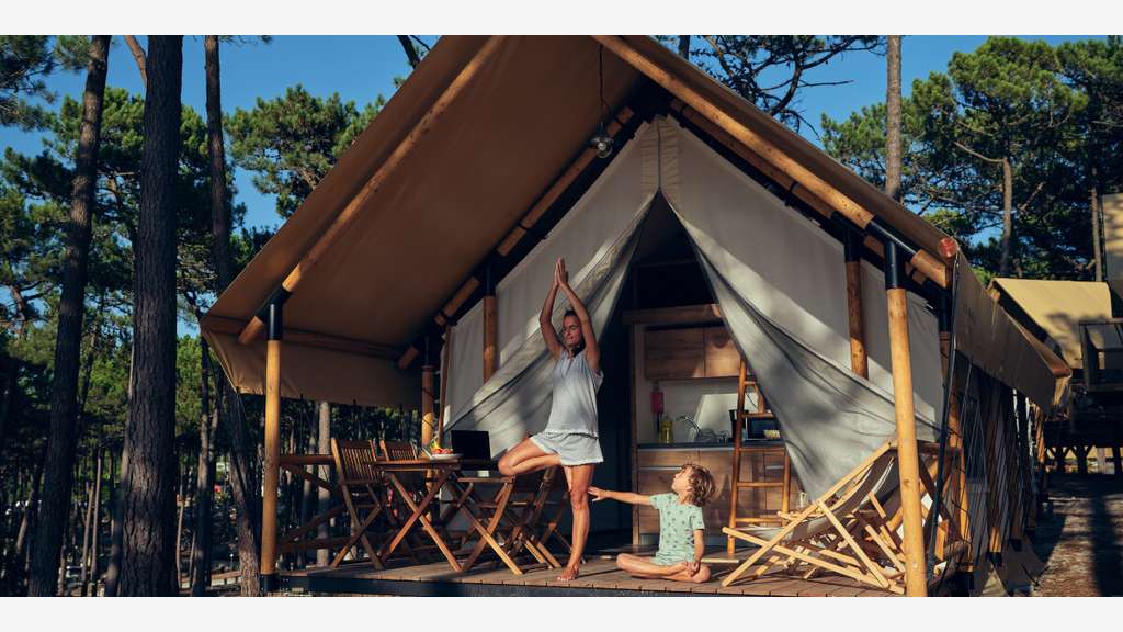 camping familial proximité sites touristiques Lot