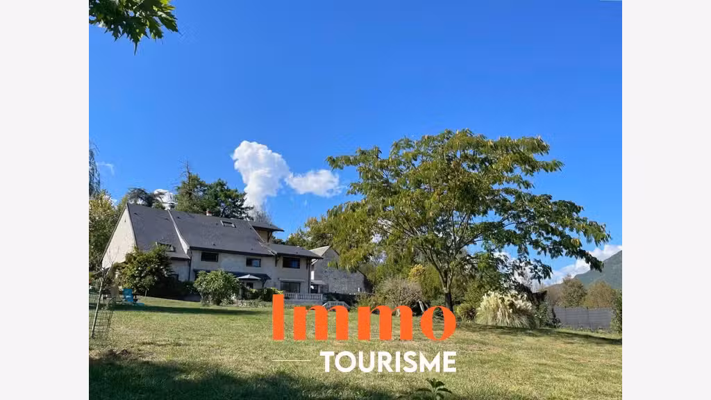 Ensemble immobilier  résidence principale, 3