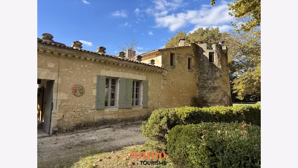 Cède propriété d'exception 2ha avec gîtes à Créon