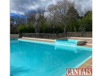 Vente Chambres d'hôtes - Gîtes dans le Rhône-Alpes