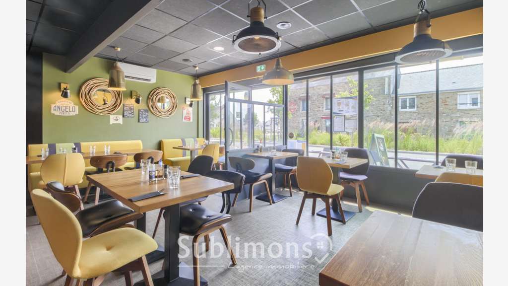 Restauration rapide à vendre sur axe passant Séné