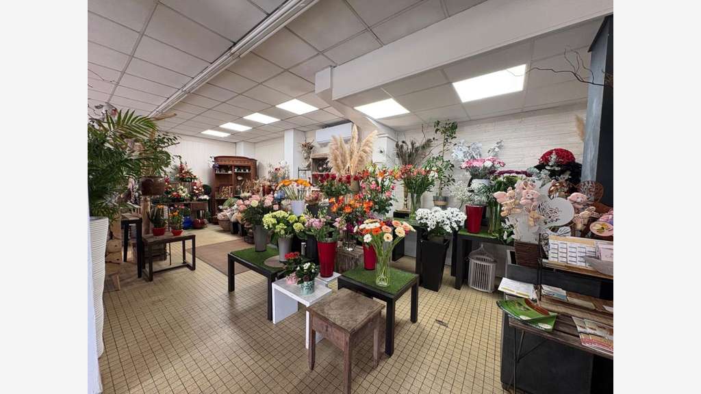 Vente FDC fleuriste emplacement premium à Morlaàs