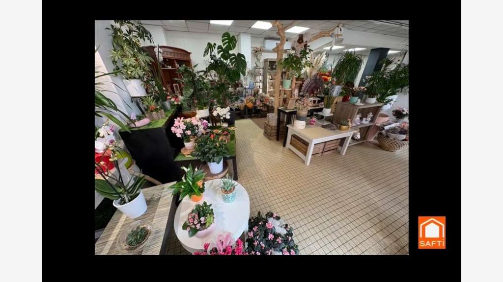 Vente FDC fleuriste emplacement premium à Morlaàs