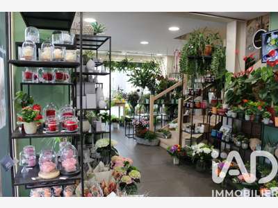 Vente FDC fleuriste empl N°1 à Tiercé