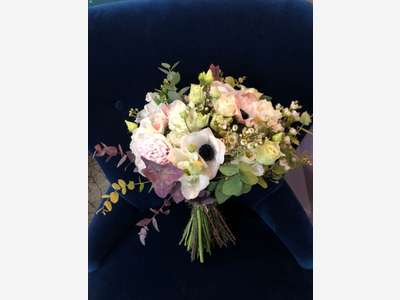 Fleuriste dans un charmant local atypique