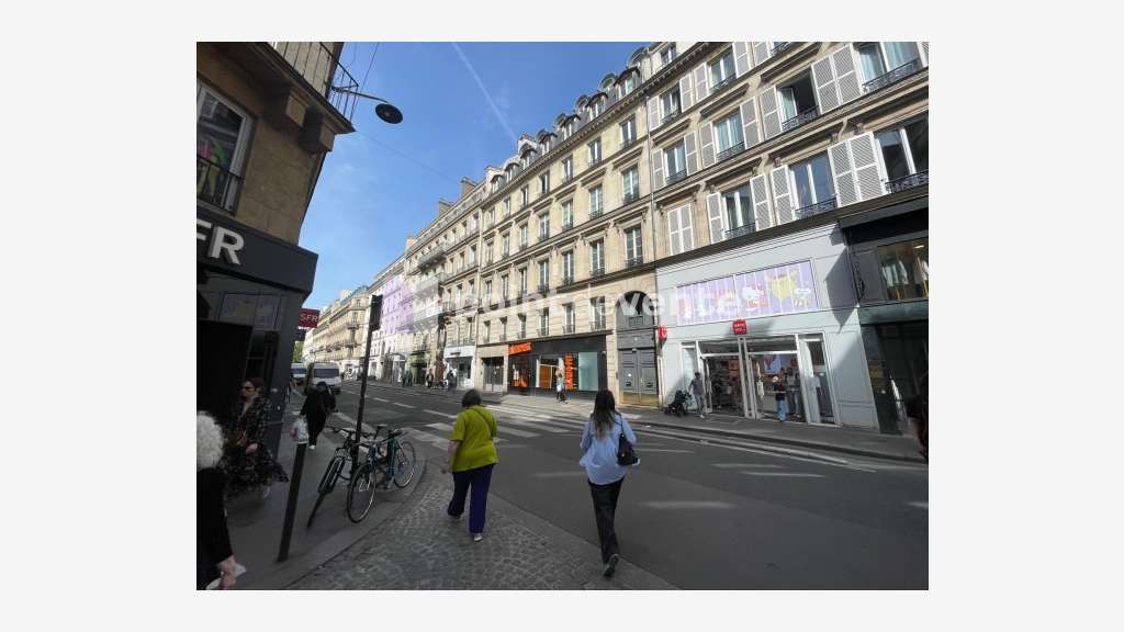 Fonds de commerce - 45.00 m² - Saint lazare