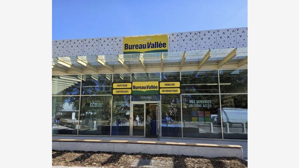 Vente commerce équipements bureaux à Vendargues