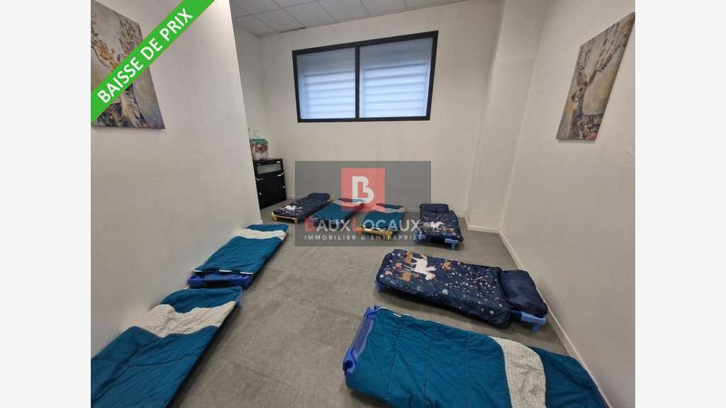 A vendre crêche sur Vitrolles proche aeéroport