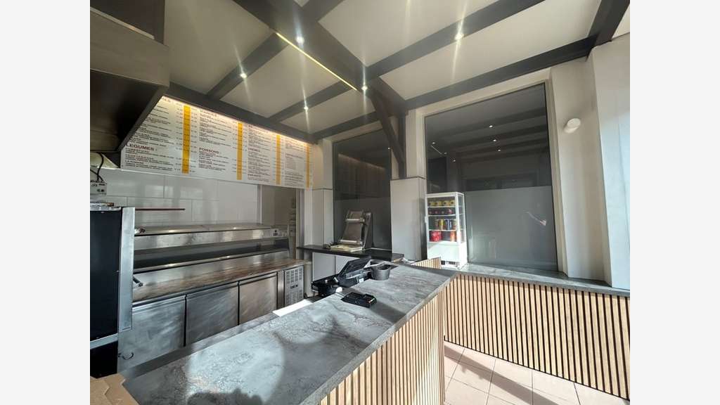 A vendre FDC pizzeria empl N°1 à Aix les Bains
