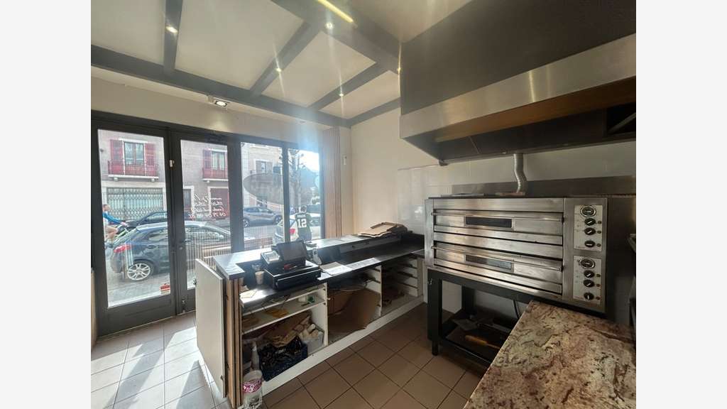 A vendre FDC pizzeria empl N°1 à Aix les Bains