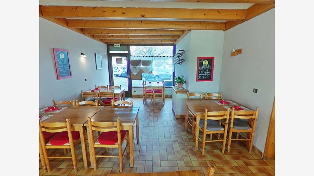 Vente crêperie 70m² en centre ville d'Alberville